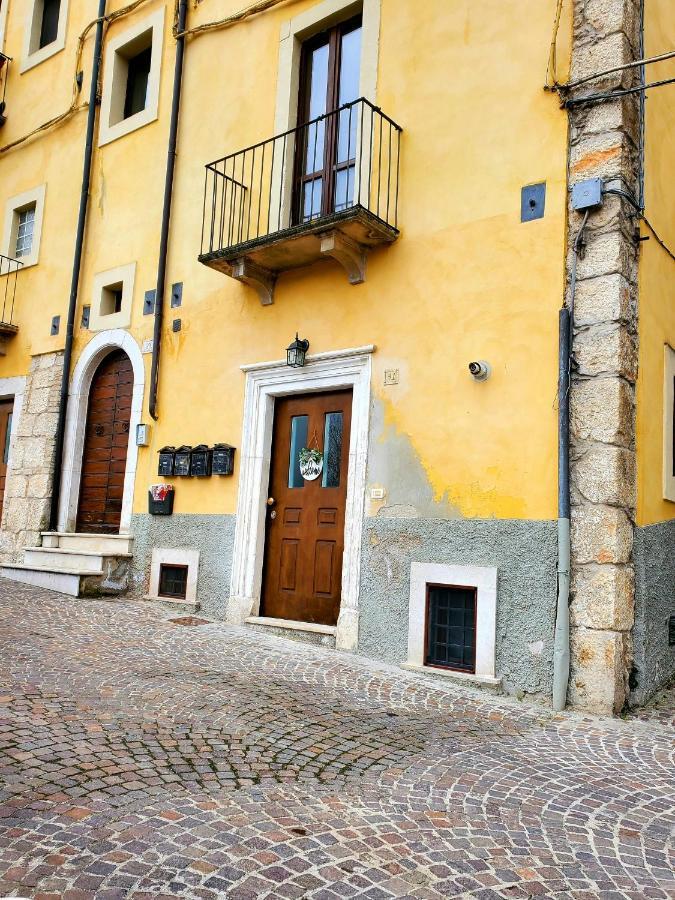 Appartement Casa Del Fiore à Sulmona Extérieur photo